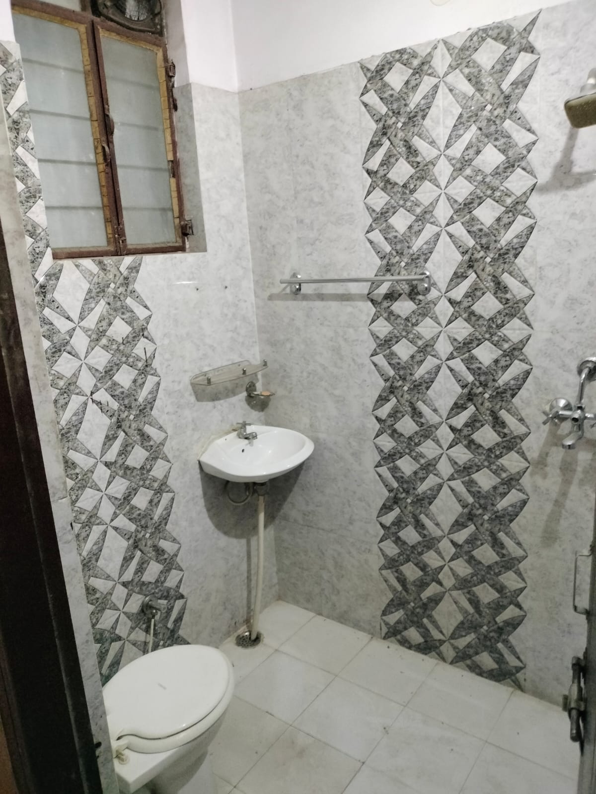 3 BHK flat near by Jagatpura phatak available on rent
